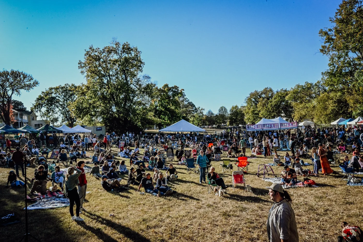 The crowd across the Sevier Park lawn at Touch of Brews 2022